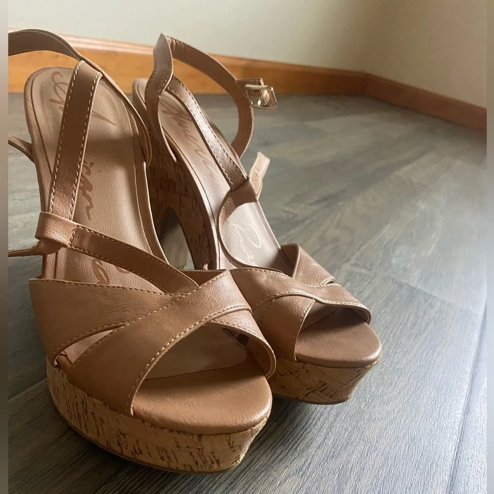 Wedges - Picture 1 of 4